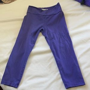 Synergy organic Capri legging purple sz S GUC